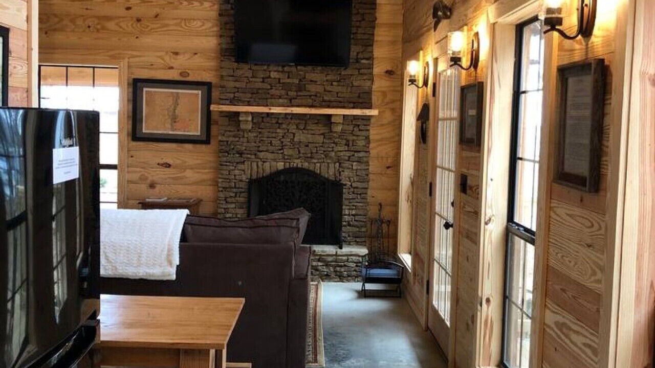 Photo of Livingroom in Fulton