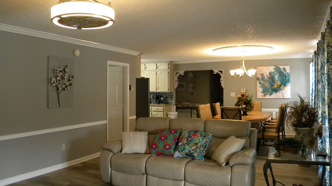 Photo of Livingroom in Jasper