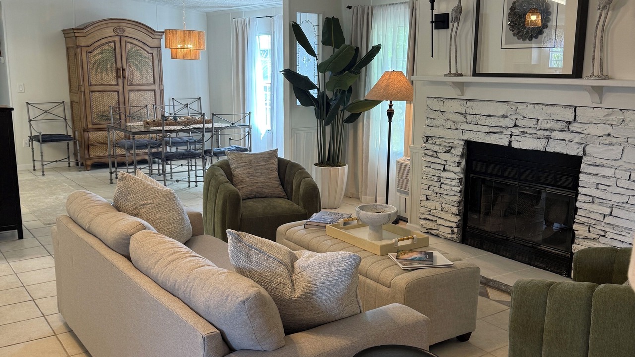 Photo of Livingroom in Port St. Joe