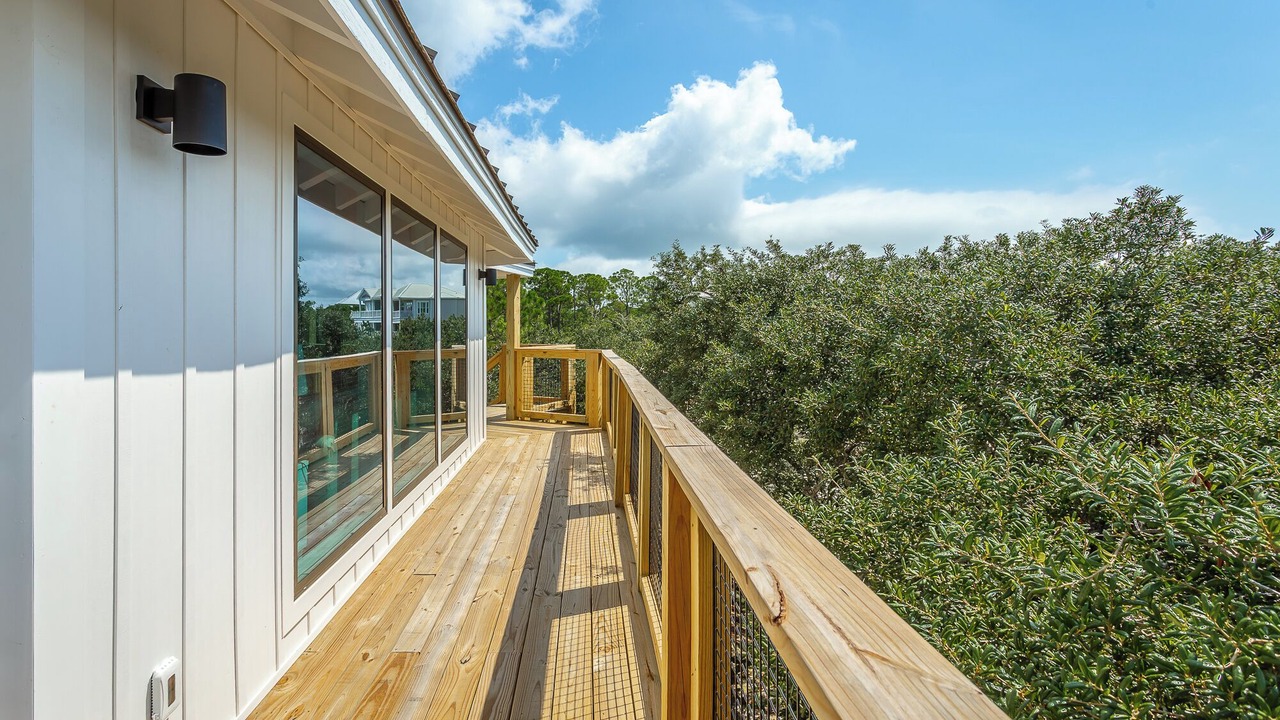 Photo of Patio Balcony in Sea Palm Village