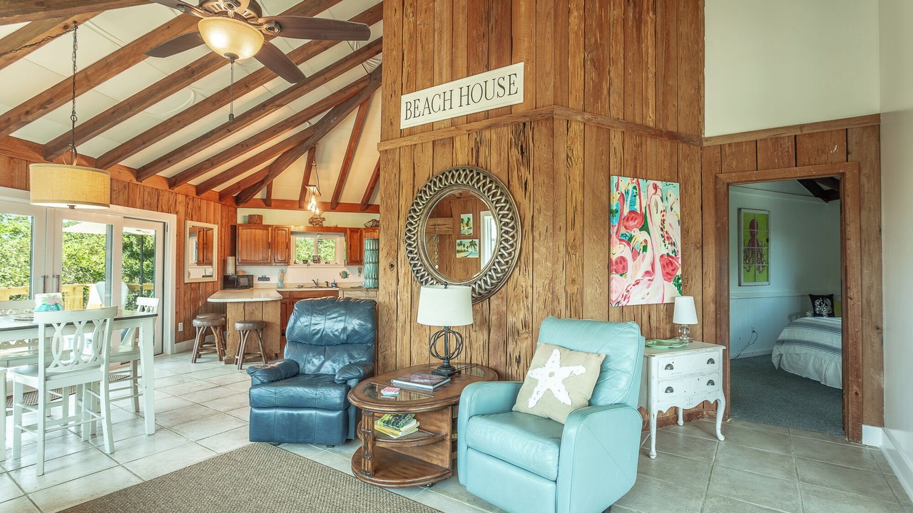Photo of Bedroom in Sea Palm Village