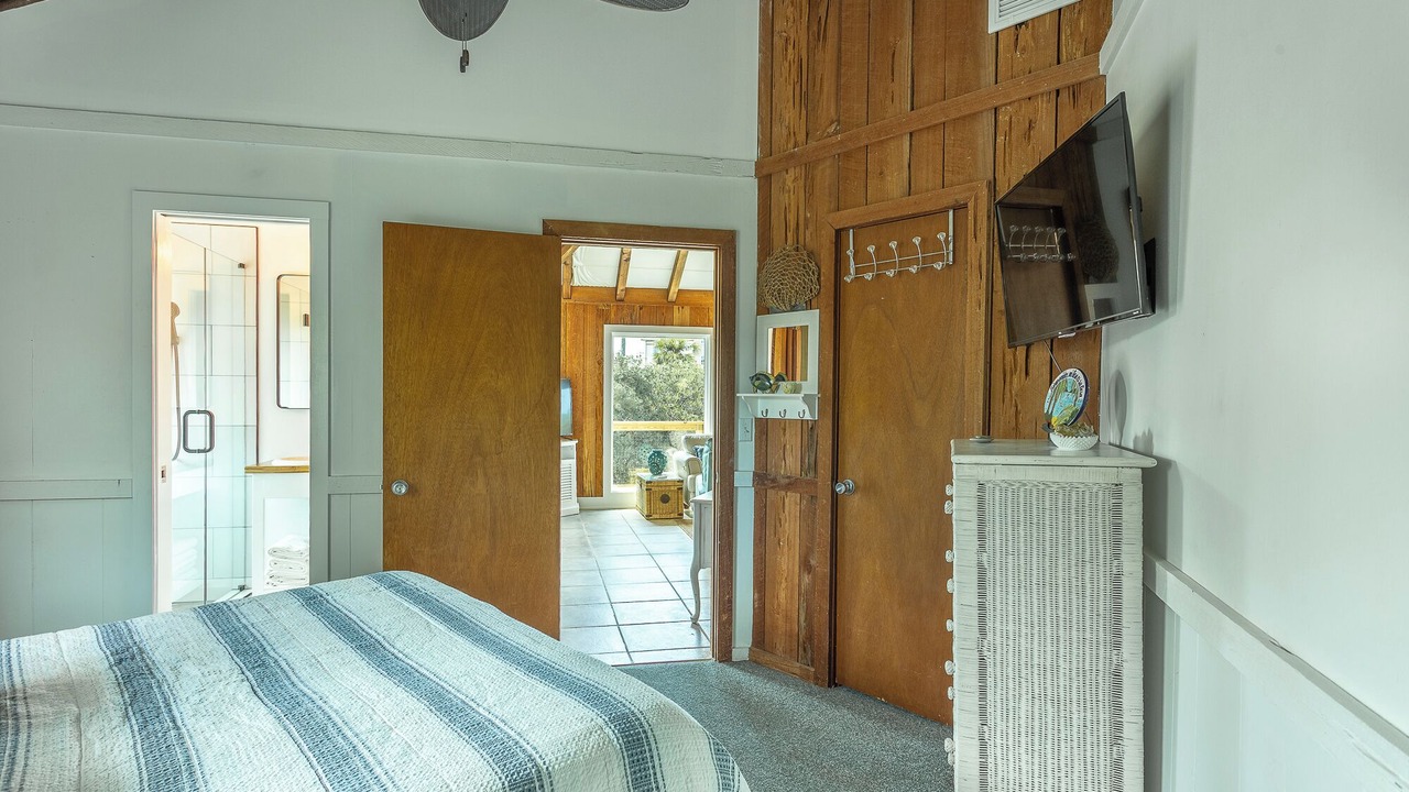 Photo of Bedroom in Sea Palm Village