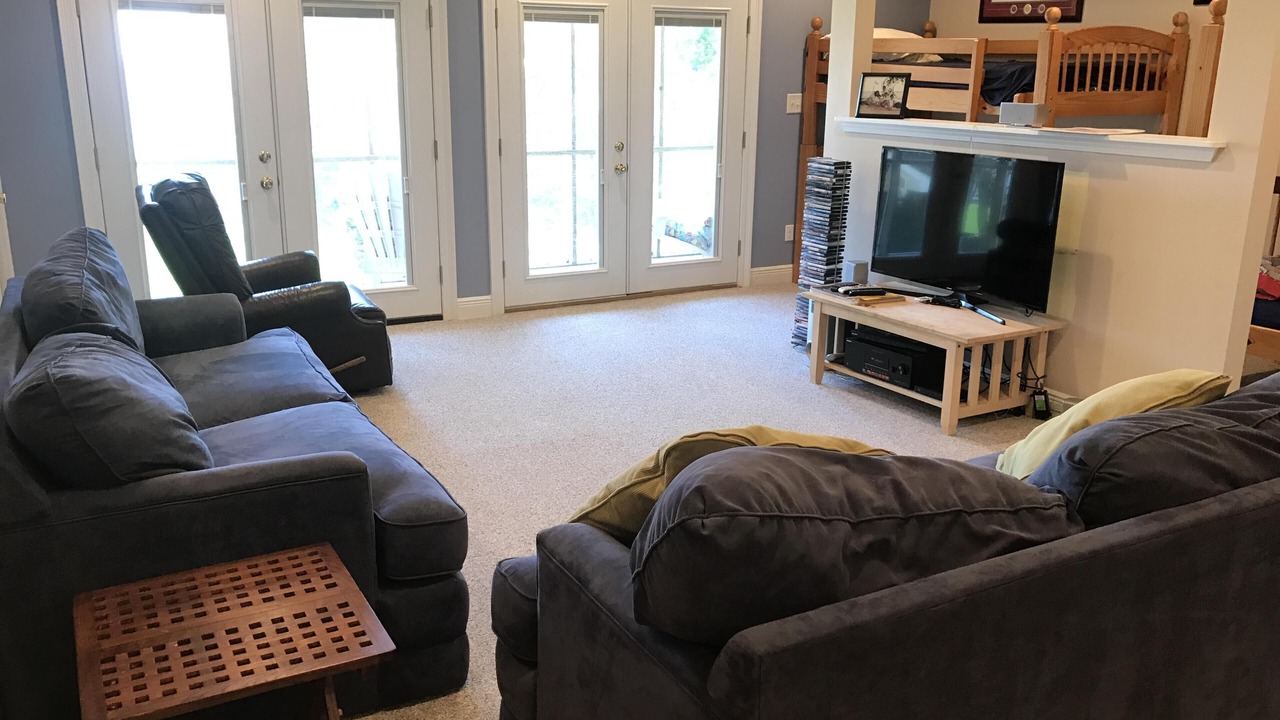 Photo of Livingroom in Theodore