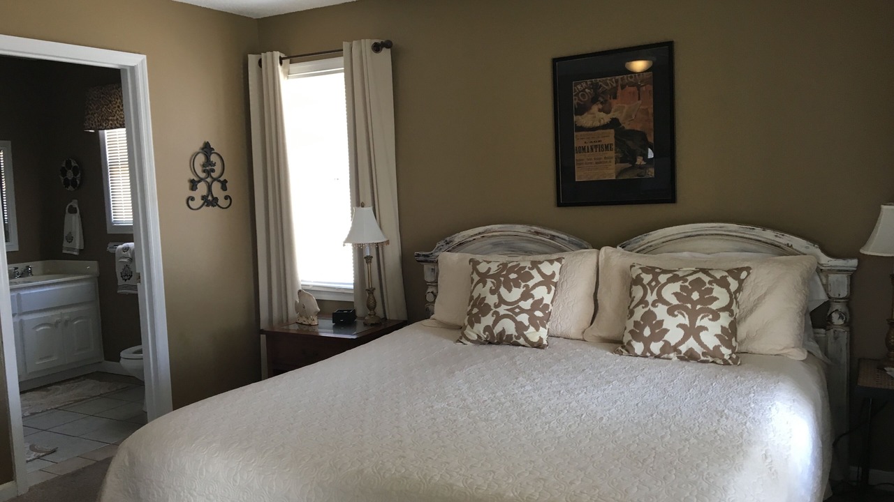 Photo of Bedroom in Fort Morgan