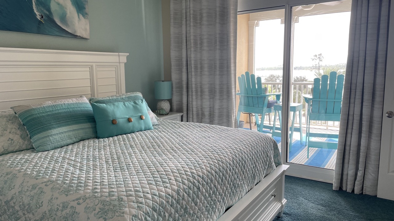 Photo of Patio Balcony in Upper Grand Lagoon