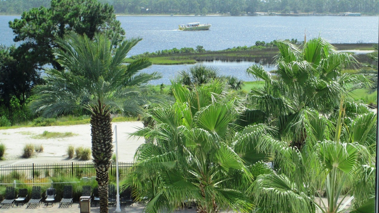 Photo of Bedroom in Upper Grand Lagoon