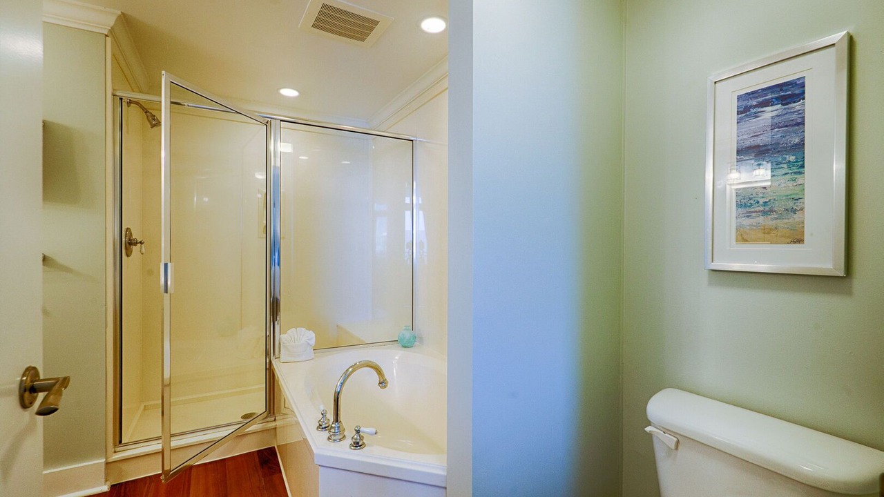 Photo of Bathroom in Fort Walton Beach - Destin