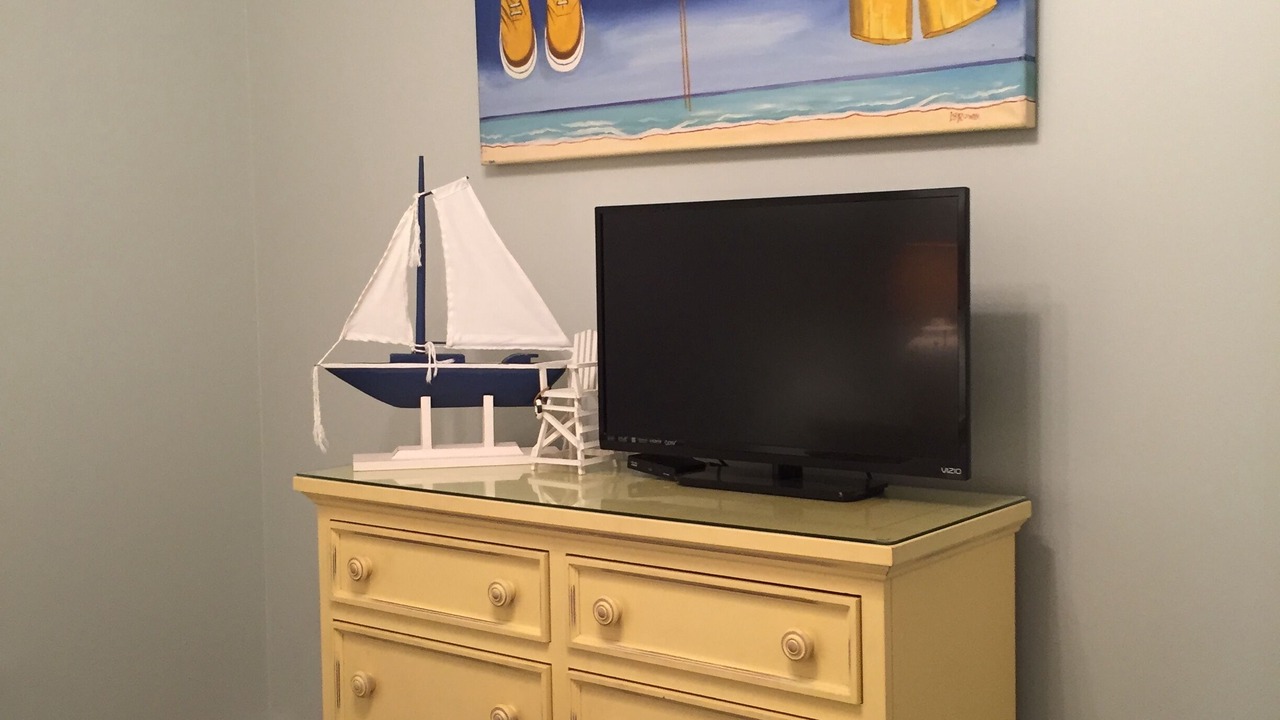 Photo of Bedroom in Miramar Beach