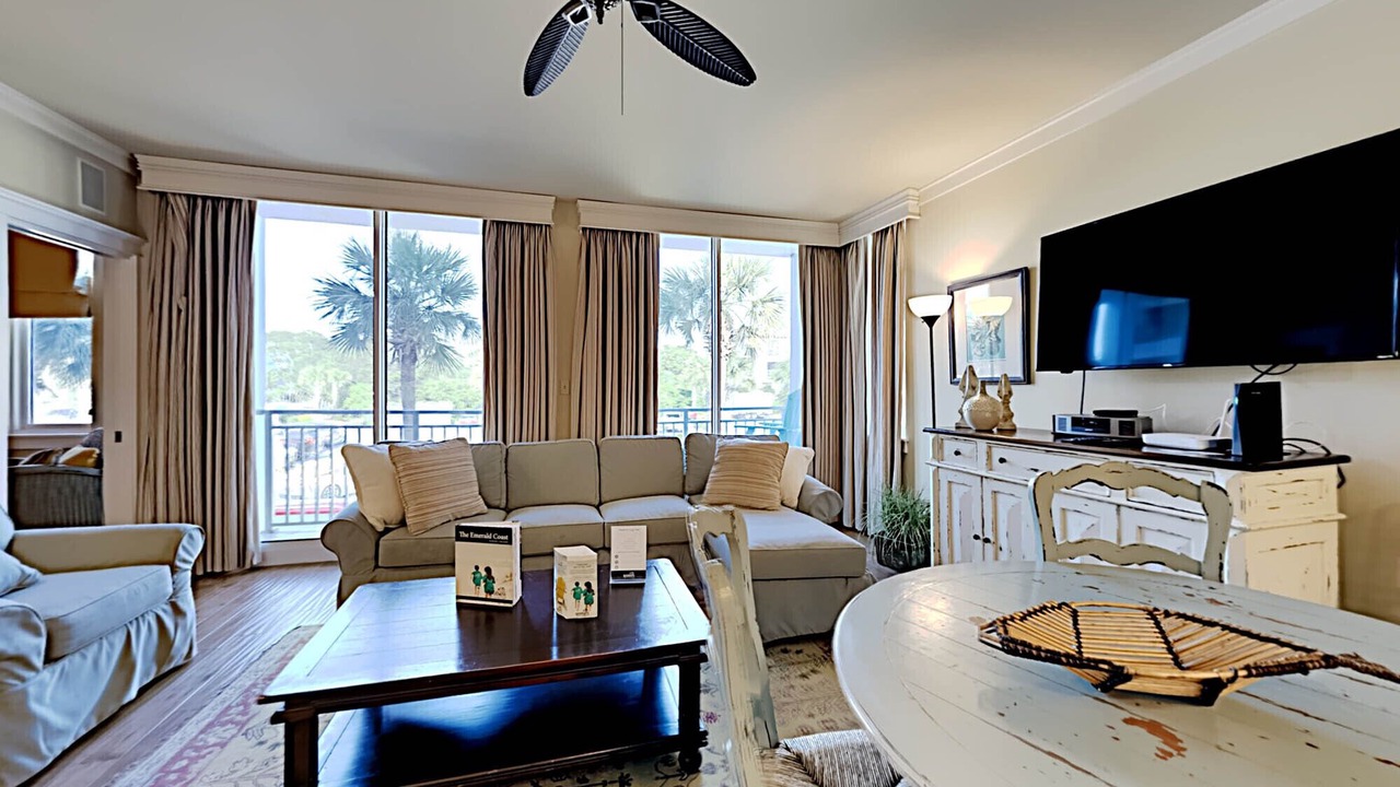 Photo of Bedroom in Gulf Place