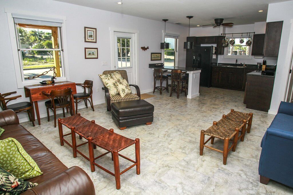 Photo of Livingroom in Historic Downtown Apalachicola