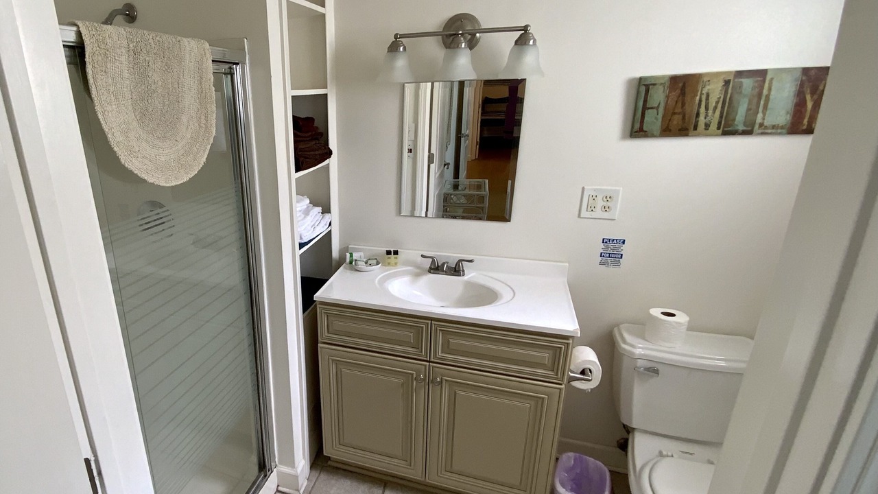 Photo of Bathroom in Bahama Beach