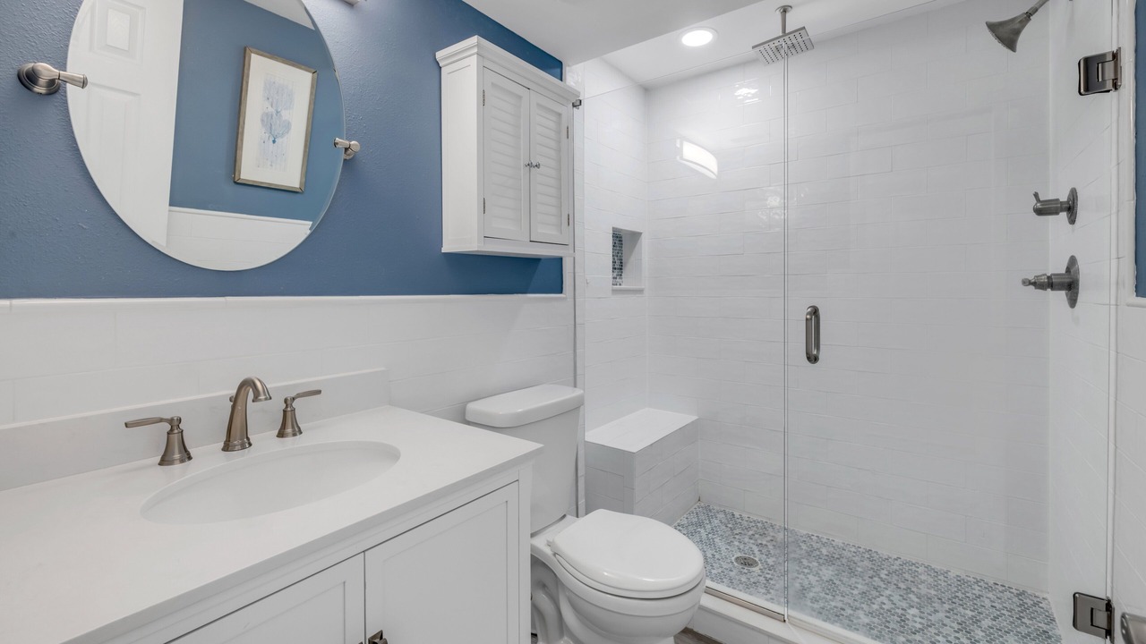 Photo of Bathroom in New Smyrna Beach