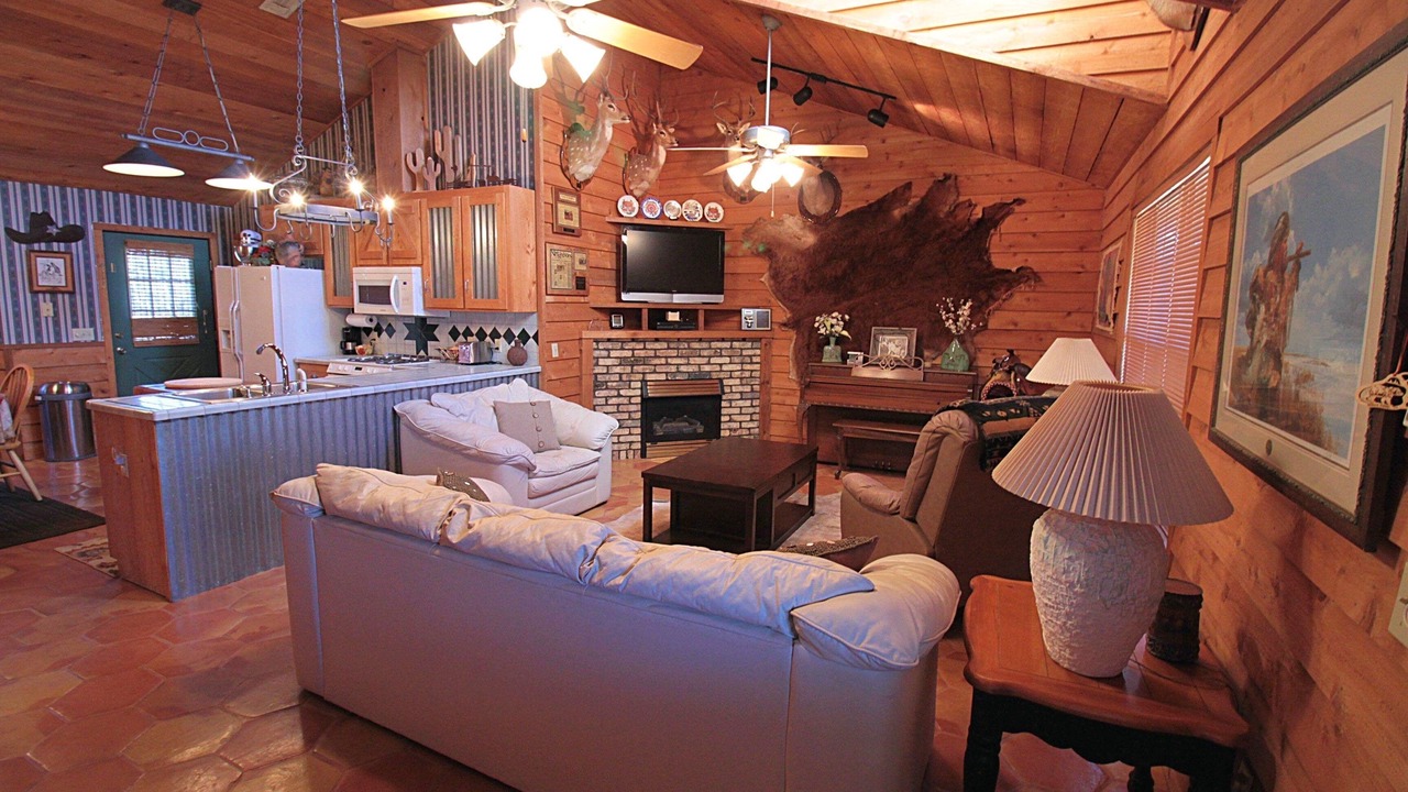 Photo of Livingroom in Milton