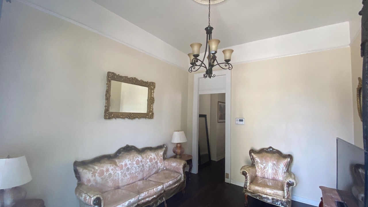 Photo of Livingroom in West Riverside