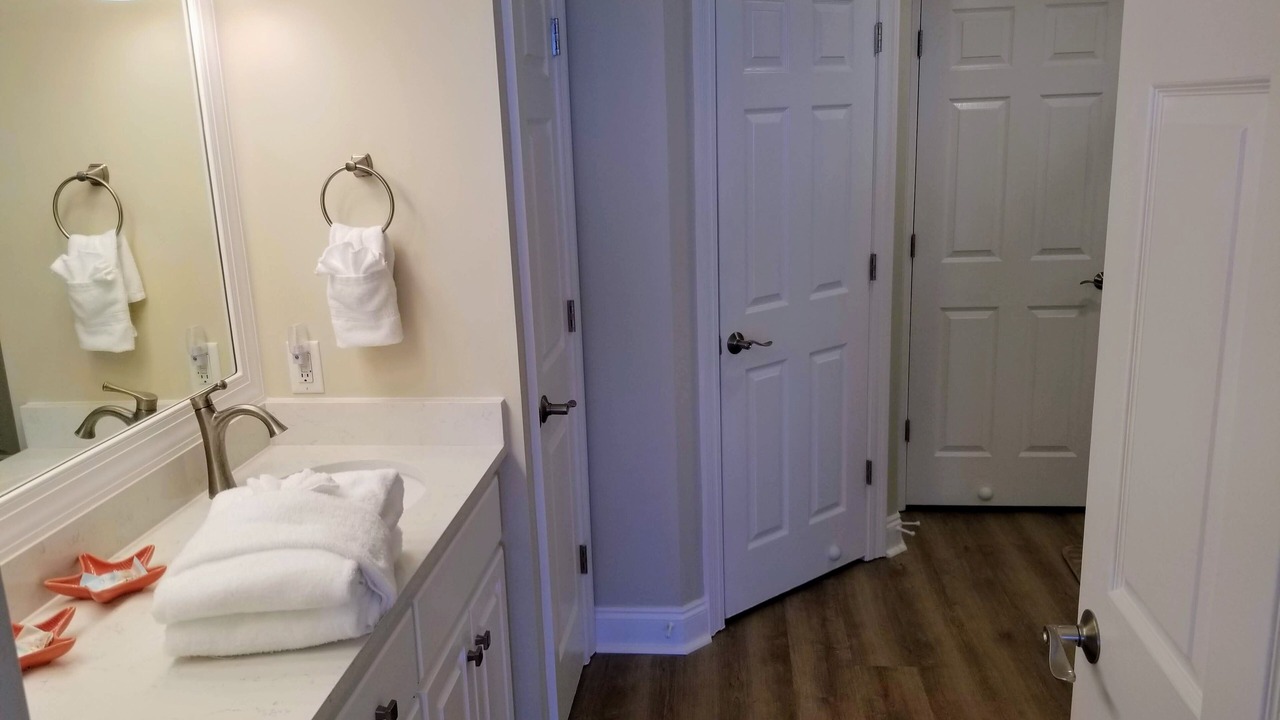 Photo of Bathroom in Thomas Drive