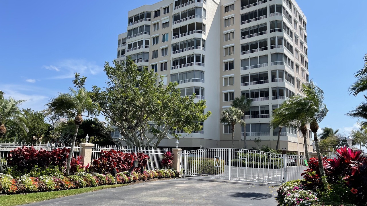 Photo of Outdoor in Vanderbilt Beach