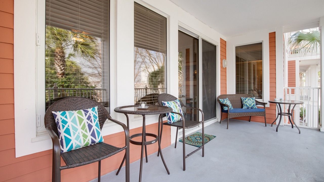 Photo of Patio Balcony in Baytowne Wharf