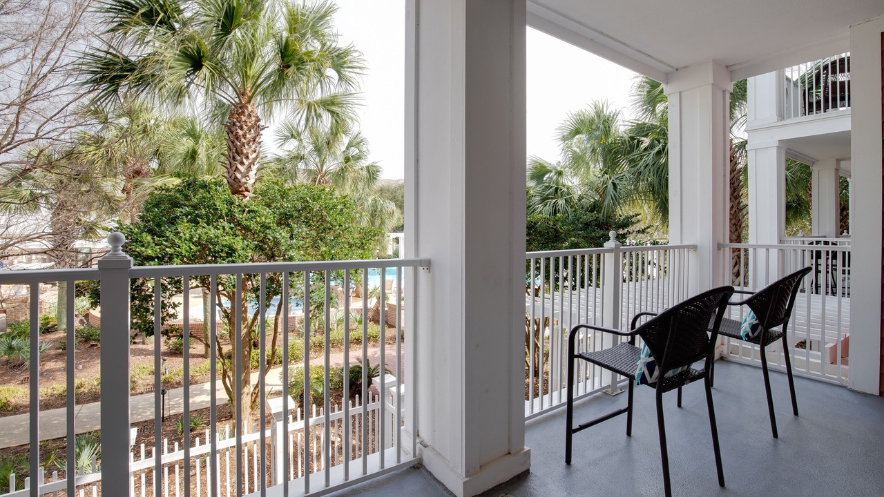 Photo of Outdoor in Baytowne Wharf
