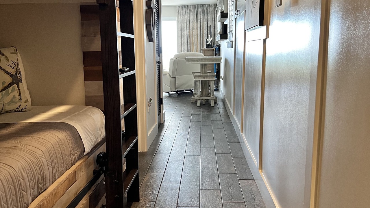 Photo of Bedroom in Crystal Beach