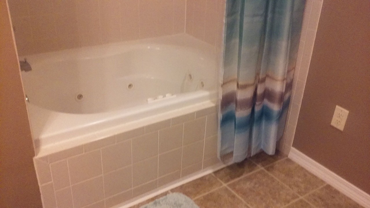 Photo of Bathroom in Diamondhead
