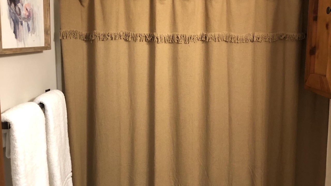 Photo of Bathroom in Eastabuchie