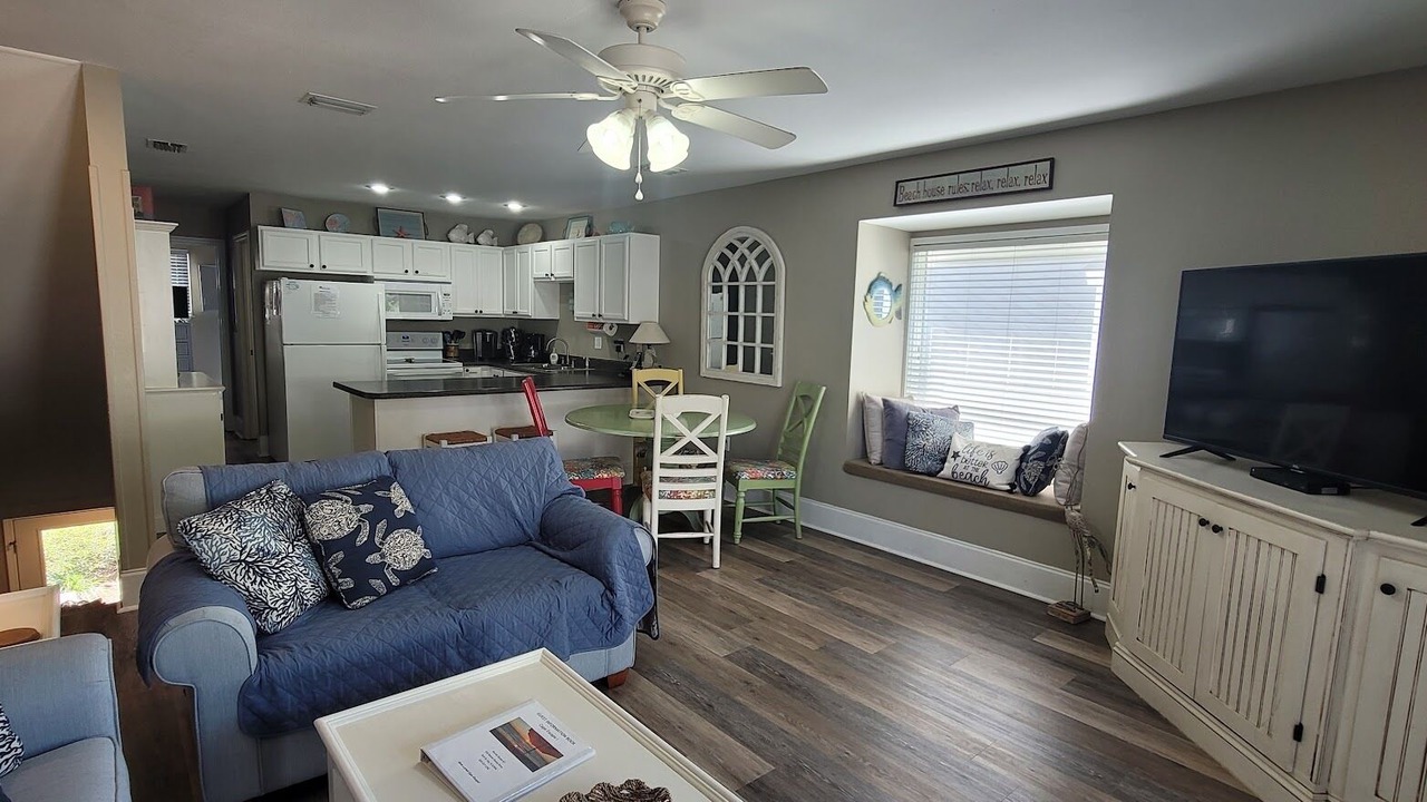Photo of Livingroom in Port St. Joe
