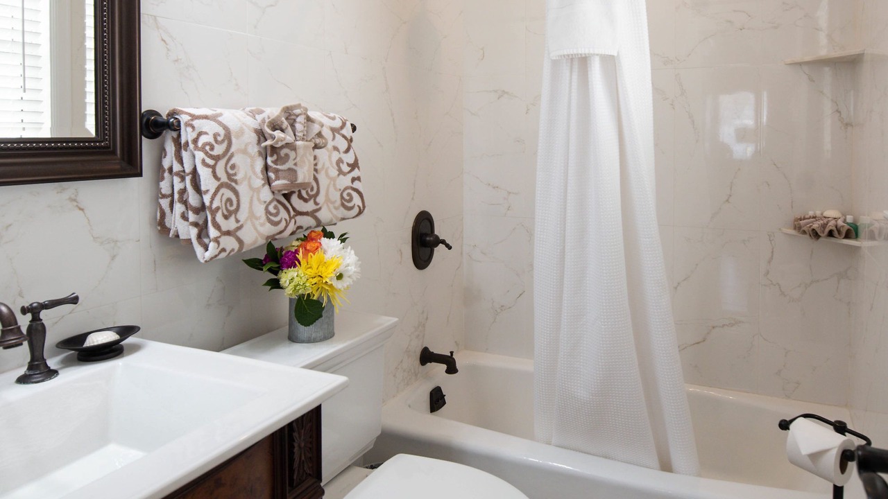 Photo of Bathroom in Old Town