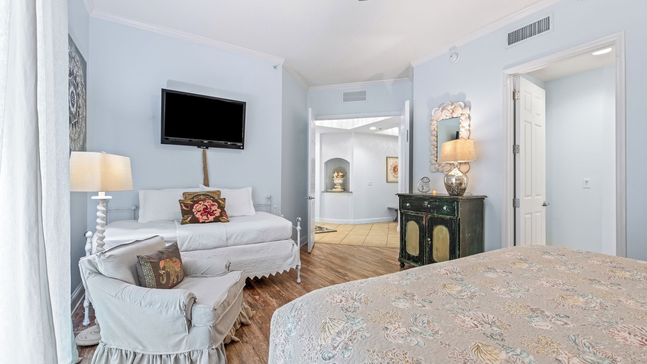 Photo of Bedroom in Rosemary Beach