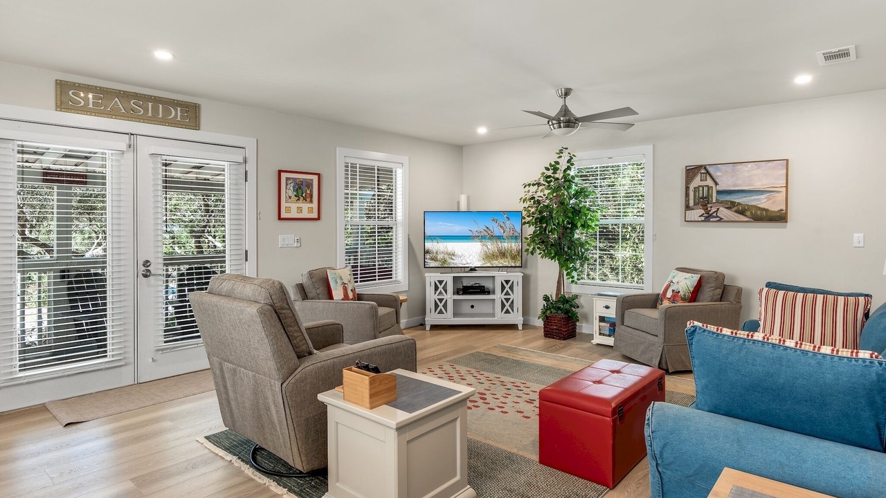 Photo of Livingroom in Dune Allen Beach
