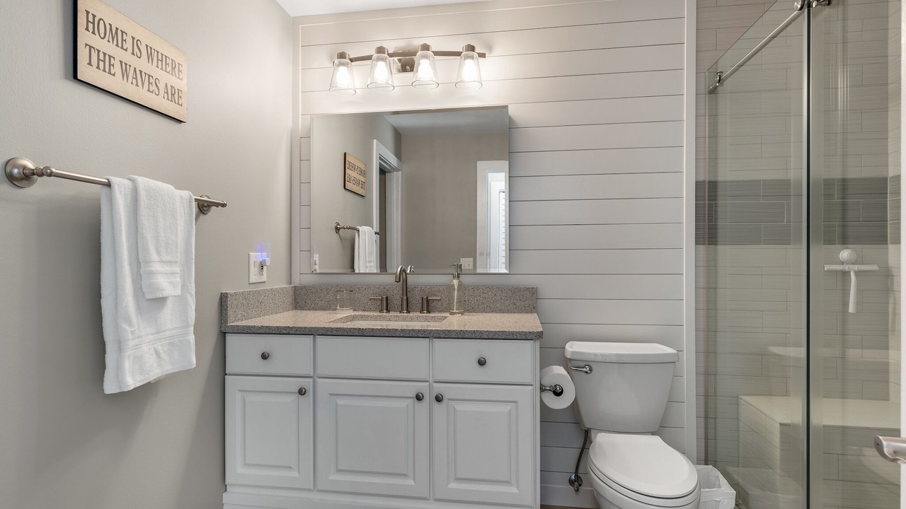 Photo of Bathroom in Dune Allen Beach