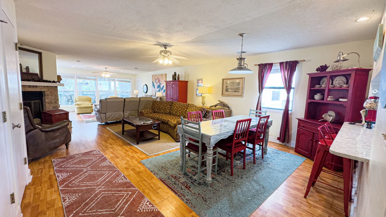 Photo of Livingroom in Cape San Blas