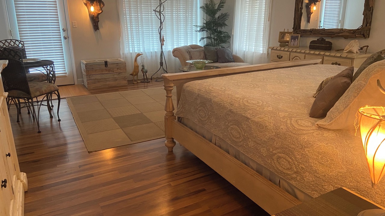 Photo of Bedroom in Ocean Springs