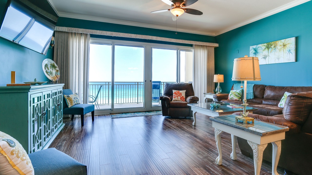 Photo of Livingroom in Thomas Drive