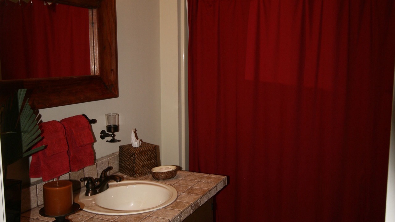 Photo of Bathroom in Ponce De Leon
