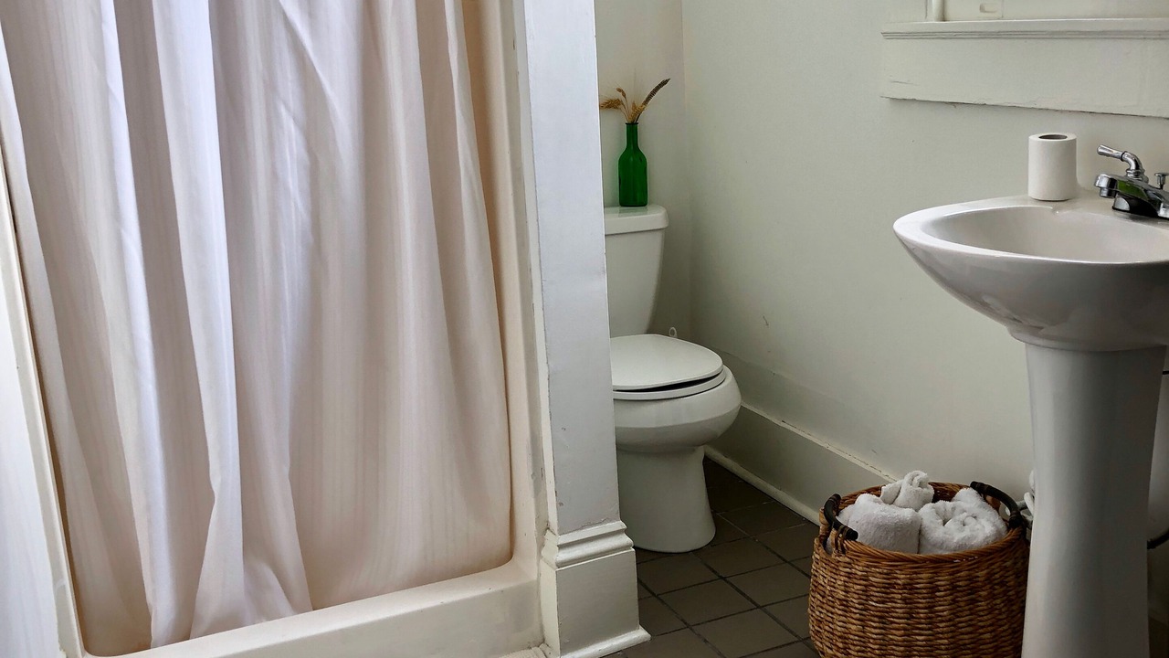 Photo of Bathroom in Esplanade Ridge