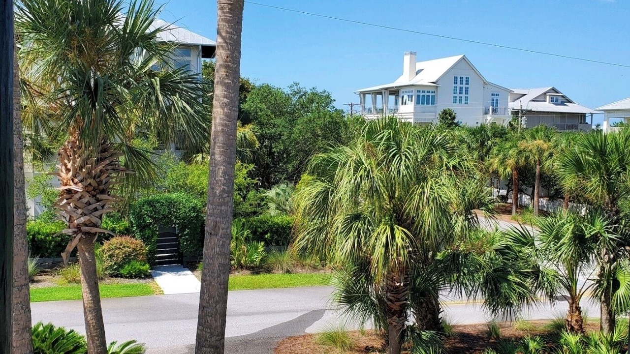 Photo of Outdoor in Gulfview Heights
