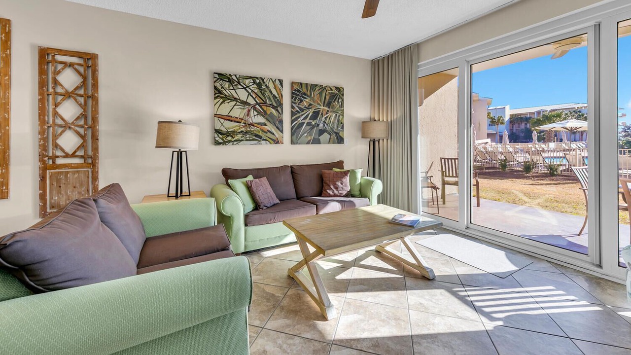 Photo of Livingroom in Rosemary Beach