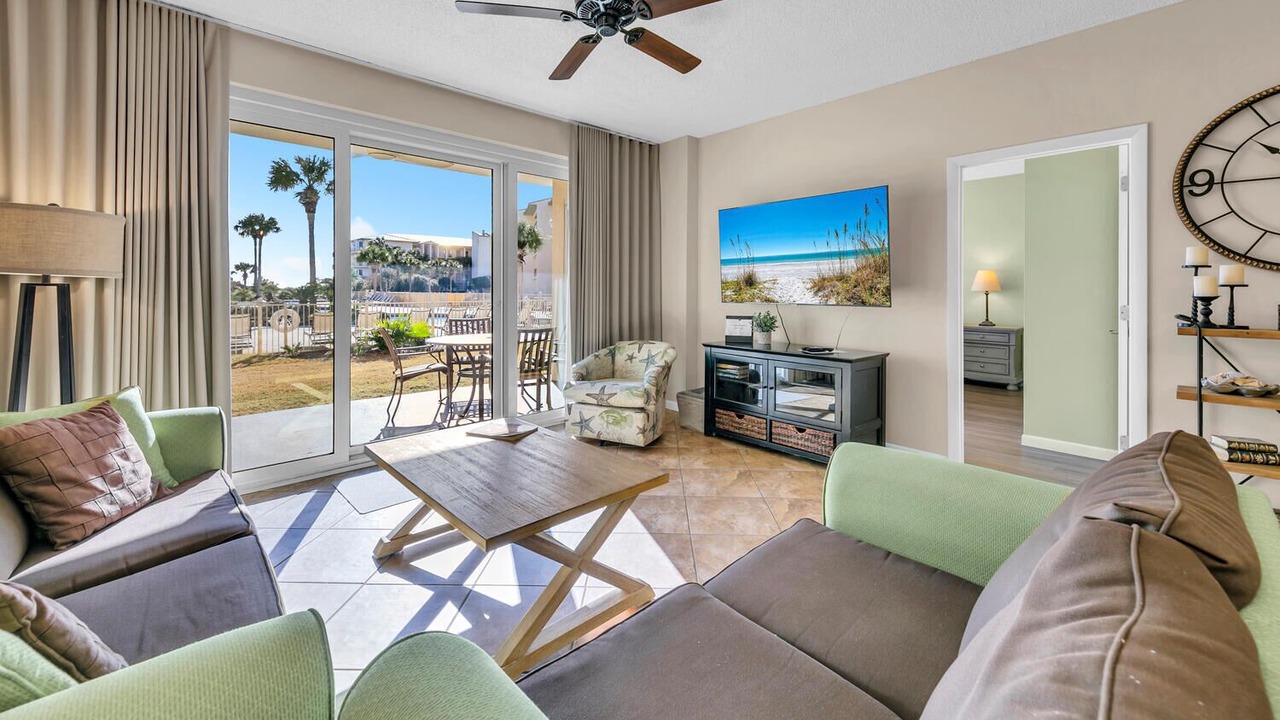 Photo of Livingroom in Rosemary Beach