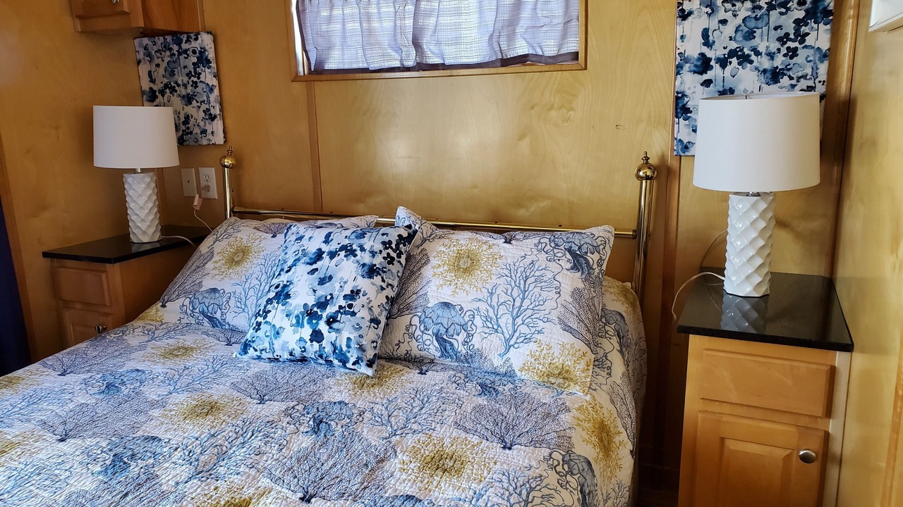 Photo of Bedroom in Apalachicola