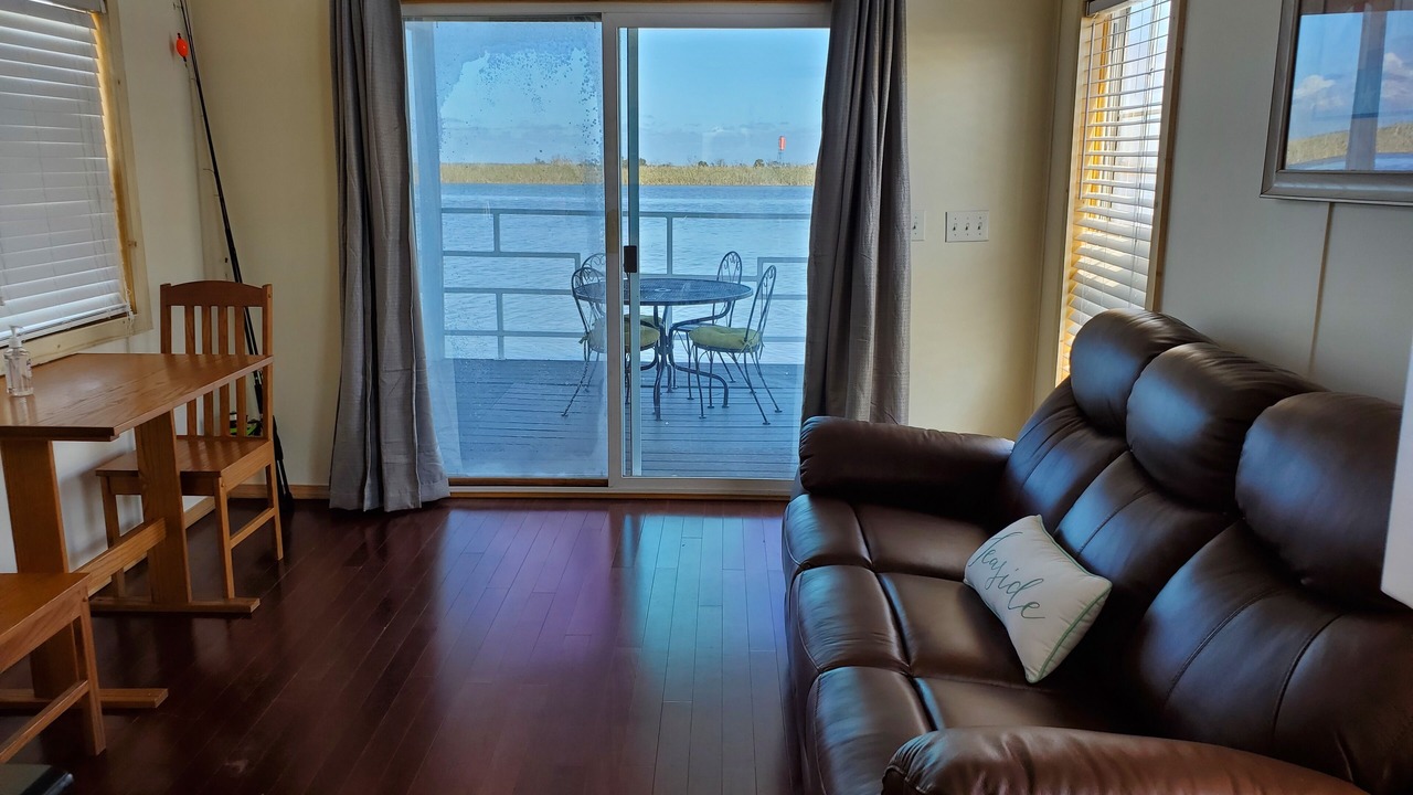 Photo of Livingroom in Apalachicola