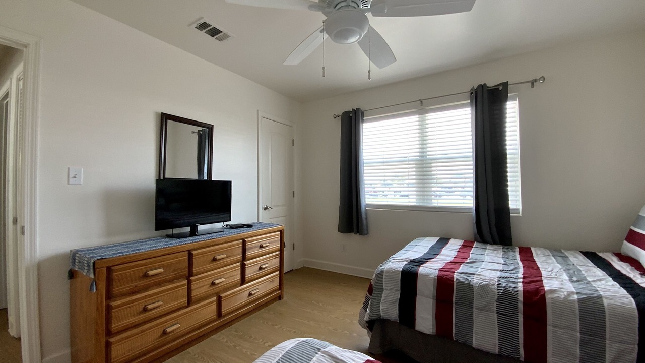 Photo of Bedroom in Bahama Beach