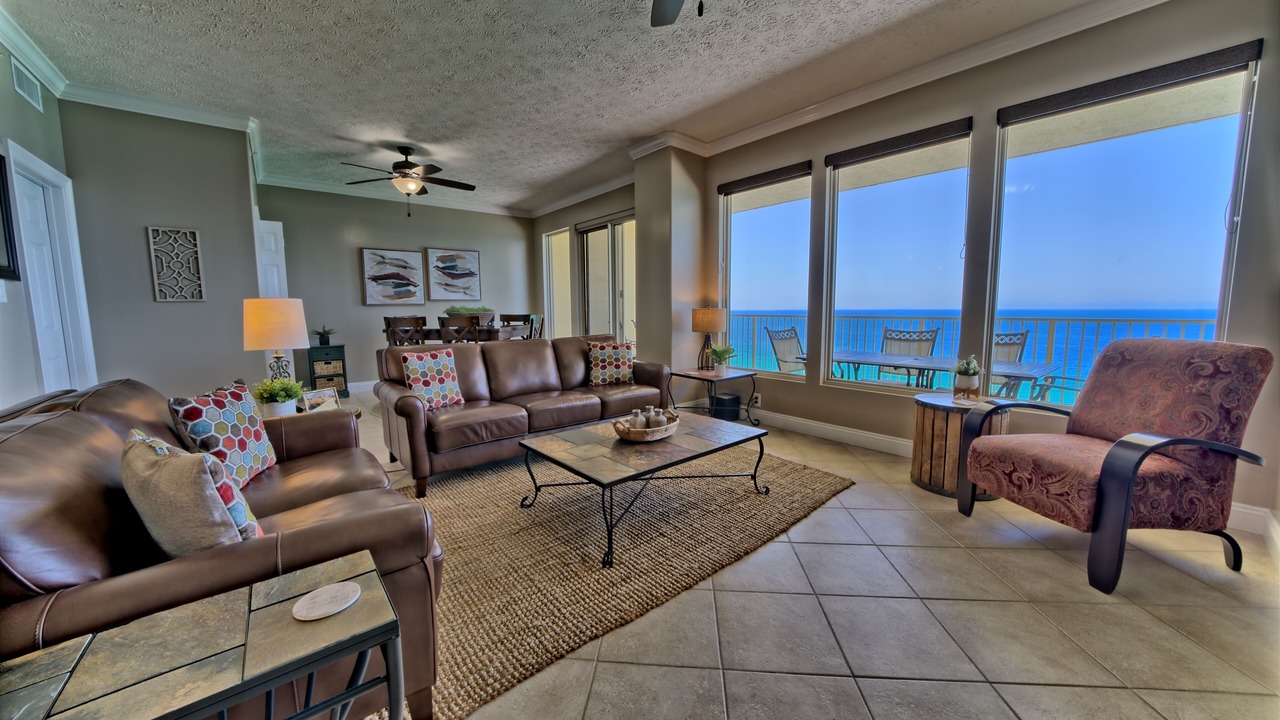 Photo of Livingroom in Thomas Drive