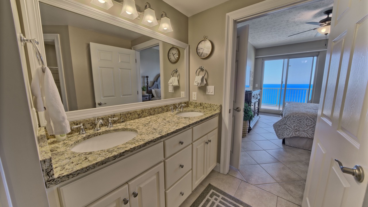 Photo of Bathroom in Thomas Drive