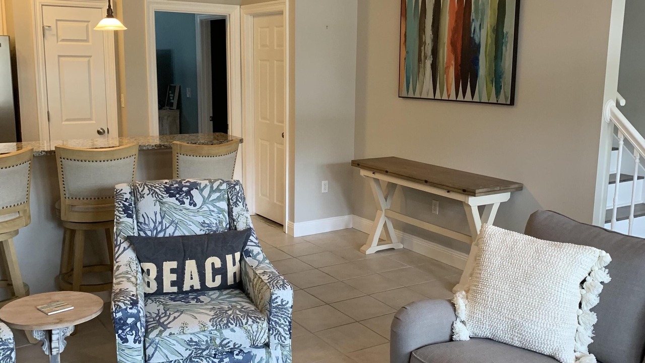 Photo of Livingroom in Fort Bay