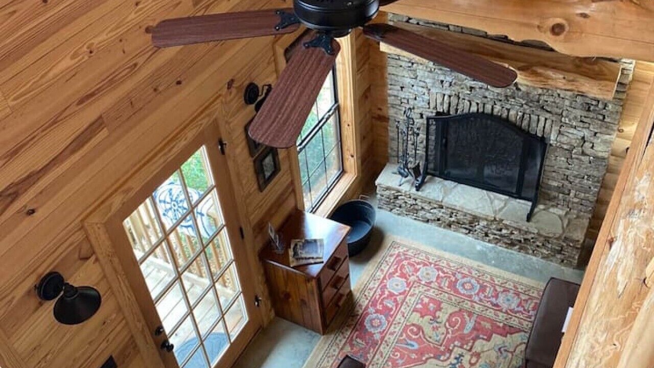 Photo of Livingroom in Fulton