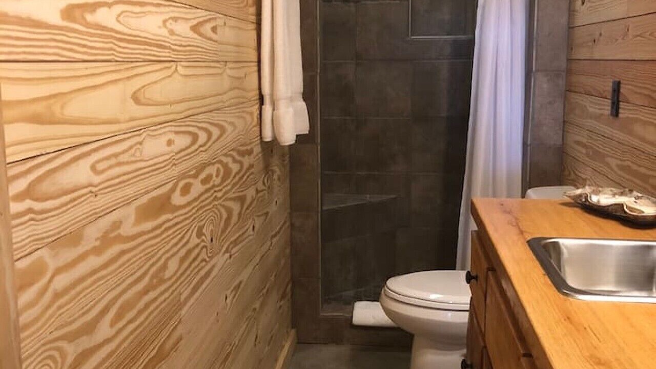 Photo of Bathroom in Fulton