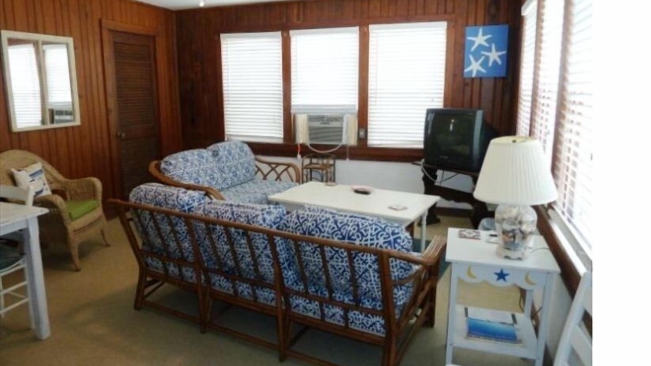 Photo of Livingroom in Hollywood Beach