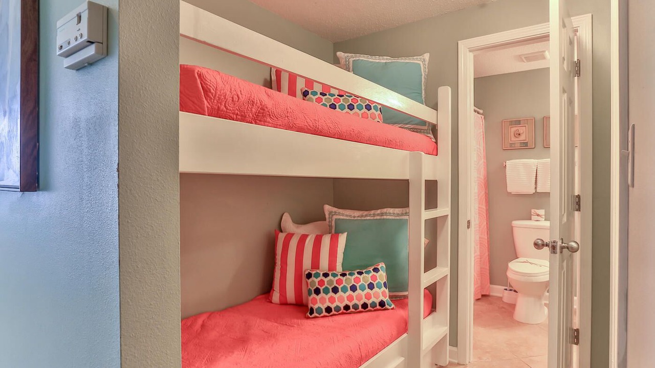 Photo of Bedroom in Santa Rosa Beach