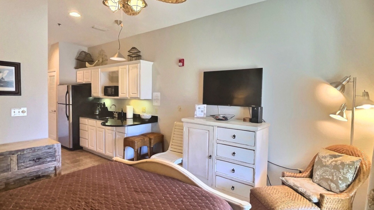 Photo of Bedroom in Rosemary Beach