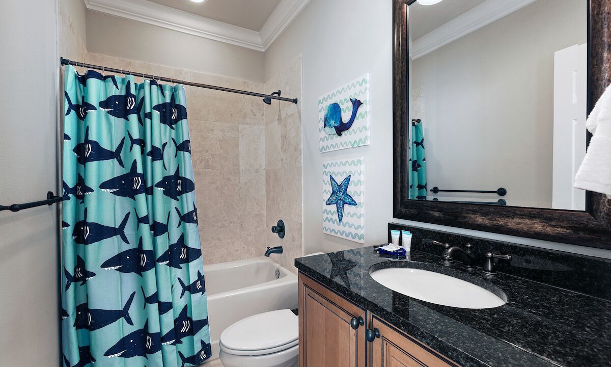 Photo of Bathroom in Villa Lago